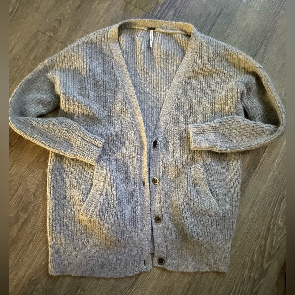 Free People Oversized Cardigan EUC Retail $178